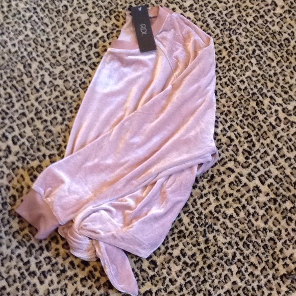 Velvet tops  by RDI - Picture 7 of 7